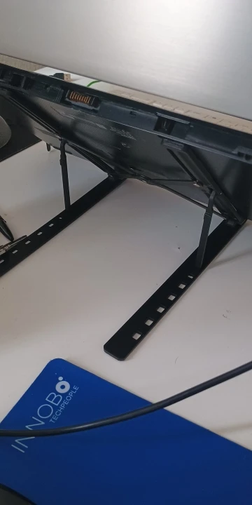 Soporte de aluminio ajustable para computadora portátil: altura de 6 niveles, diseño plegable y portátil para computadoras portátiles de 8-16 pulgadas, ventilación y calor mejorados photo review