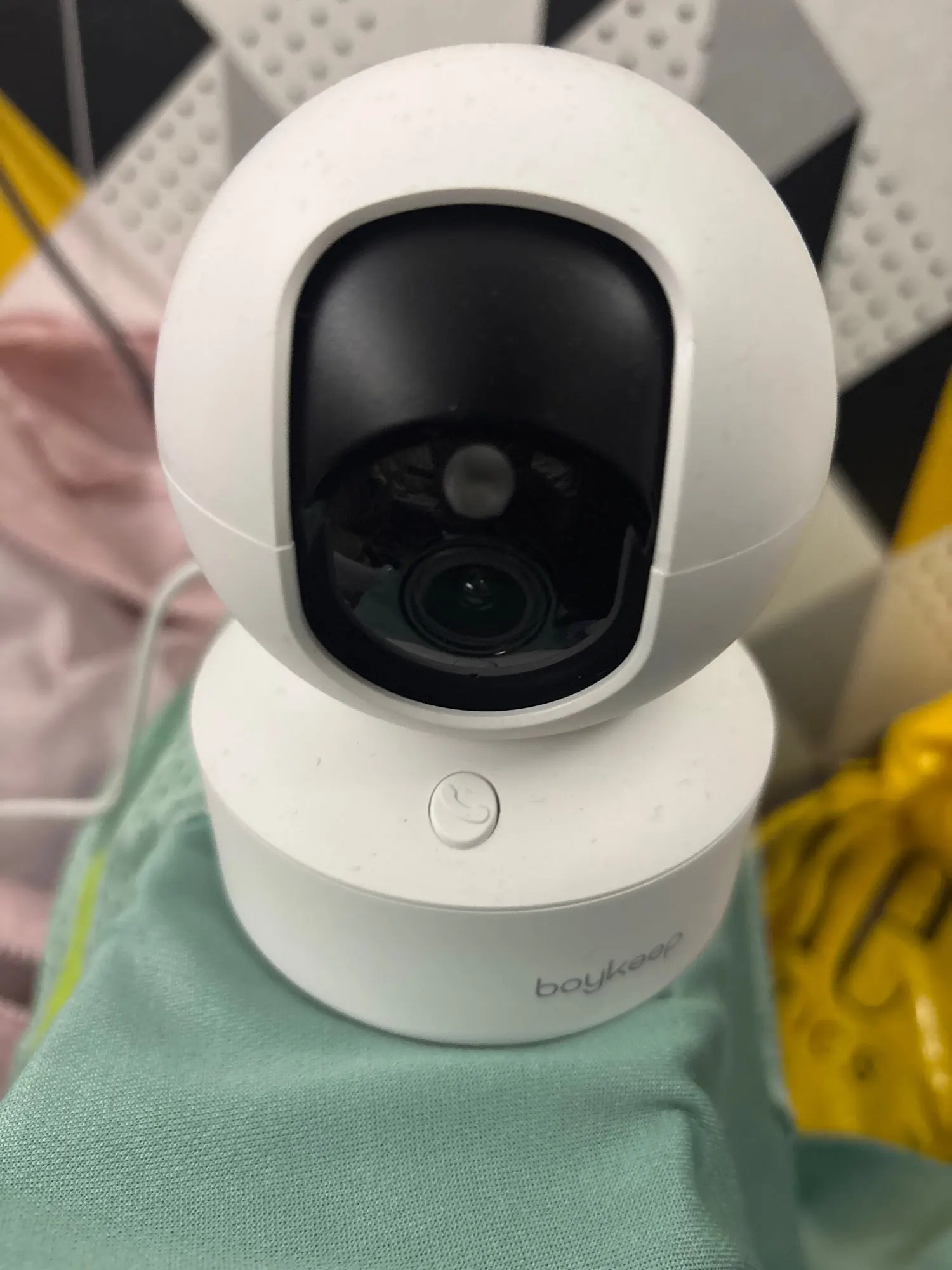 Boykeep 2K Pet Dog Camera with Phone App, 5G/2.4GHz WiFi Indoor Security Baby Camera, 360° Pan & Tilt, 2-Way Audio, Night Vision photo review