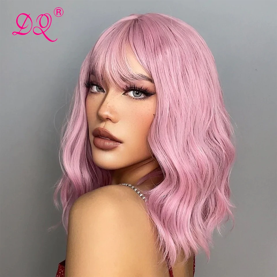 

DQ Hair Pink Wavy Wig With Bangs Short Cut Bob Wig Curly Wavy Bob Synthetic Red Blonde Green Purple Wigs Halloween Cosplay Party