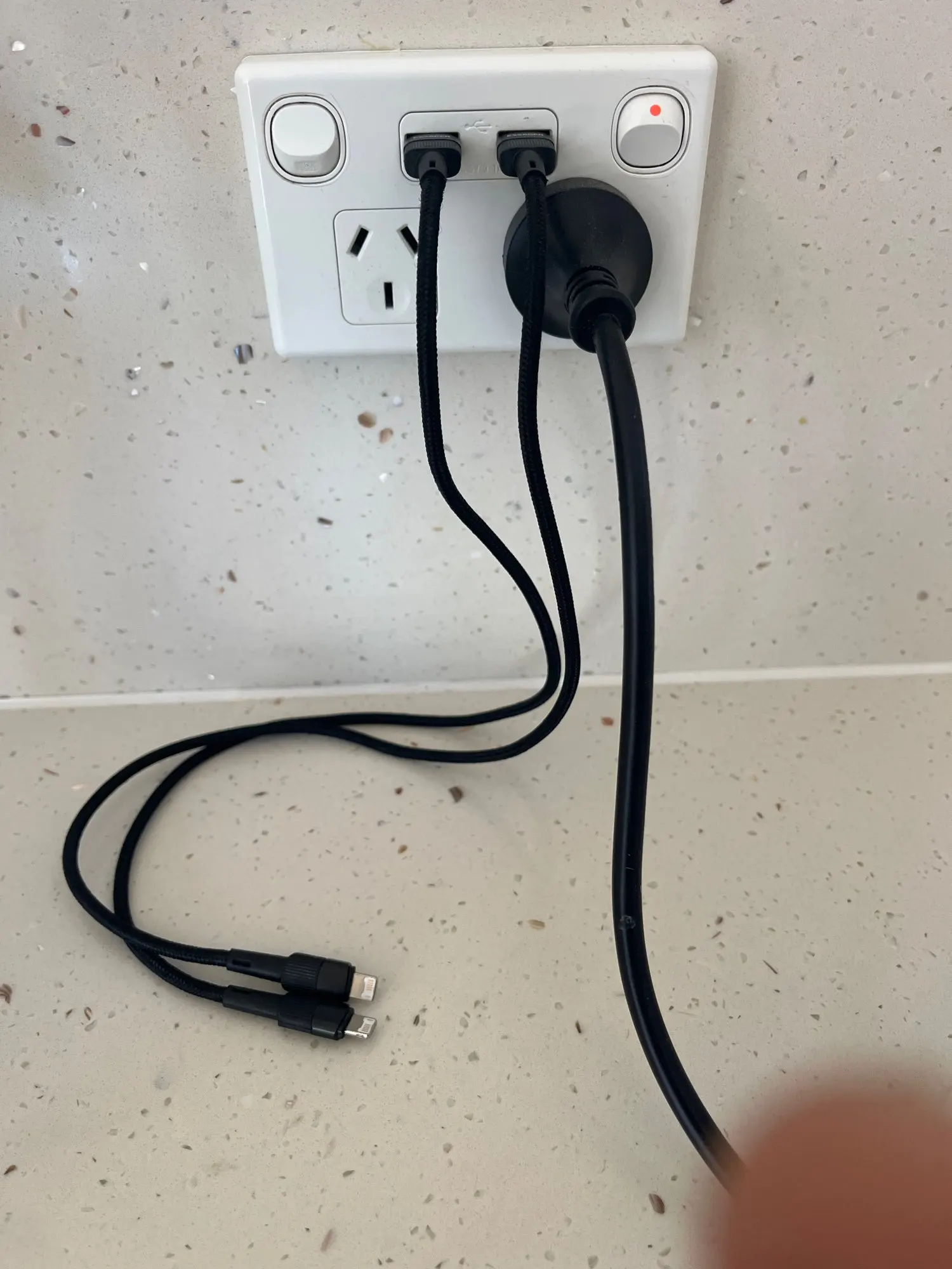 Essager Fast Charging For iPhone Usb Cable 11 12 13 Pro Max Mini Xs Xr X SE 8 7 6 Plus 6s 5 5s 2.4A Wire For iPhone Charger Cord photo review