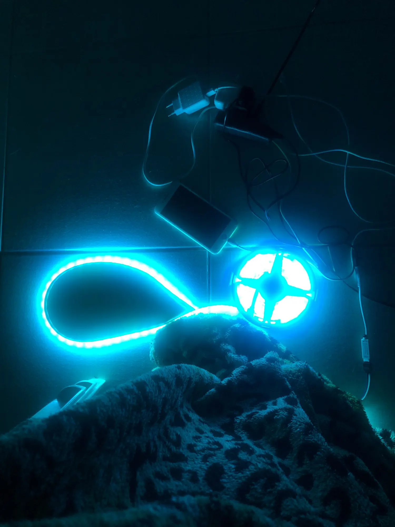 Fita Led Rgb 5050 Rolo 5m Ip65 + Controle + Fonte 12v Bivolt photo review