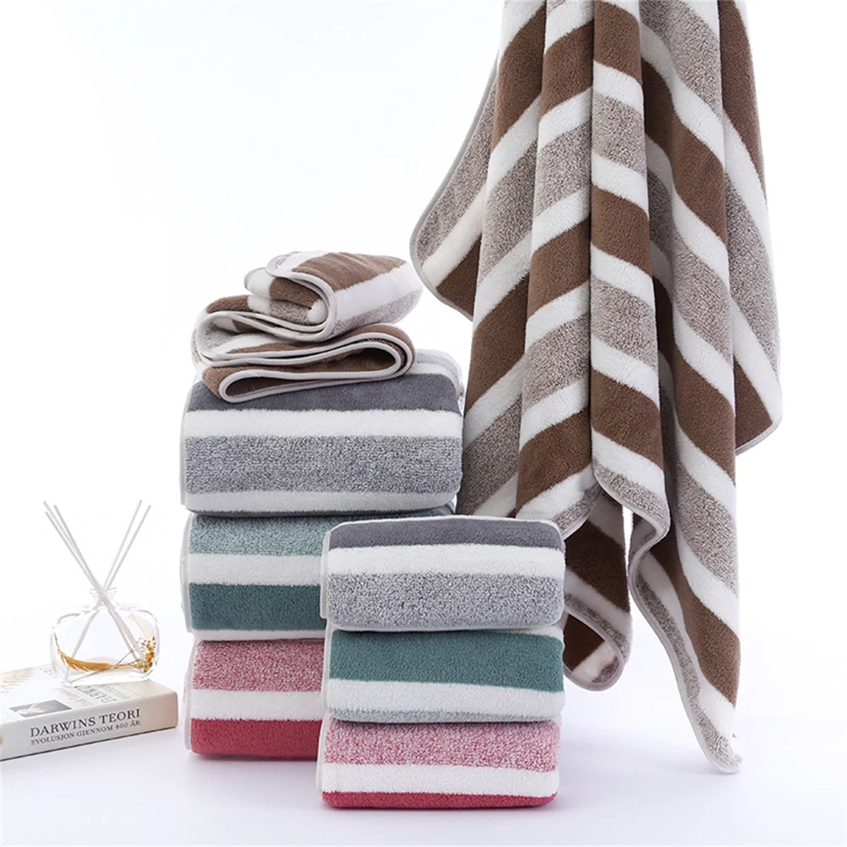 Quick-Dry Striped Bath & Hand Towel 3
