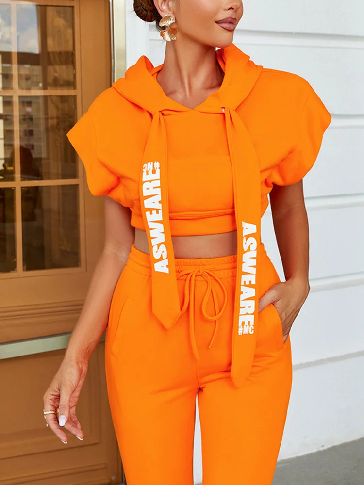 لبس شتوي مكون من قطعتين ترند