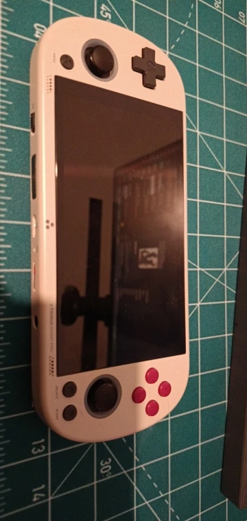 Retroid Pocket 5 Handheld Game Console photo review