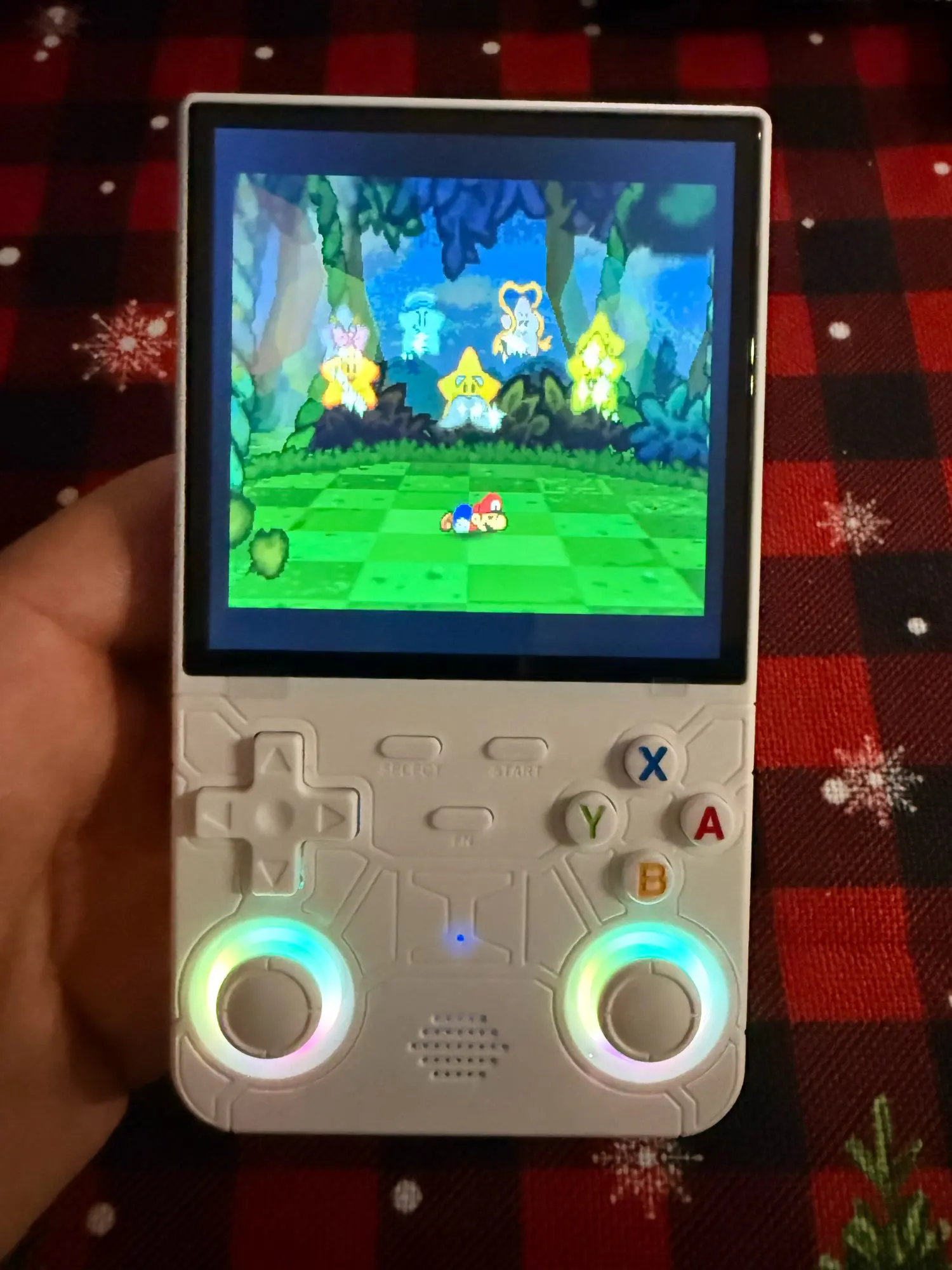 R36 ULTRA photo review