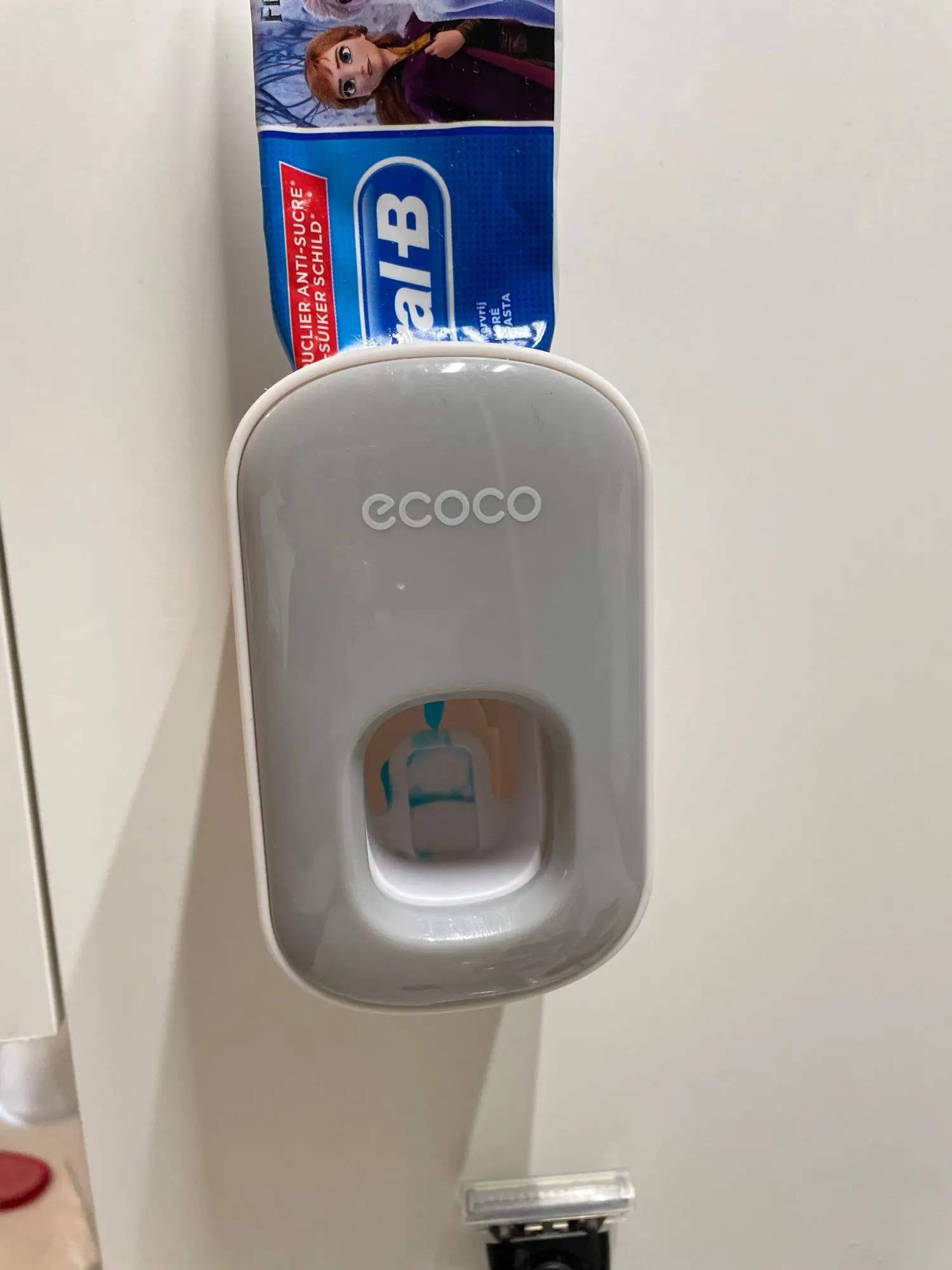 Automatic Toothpaste Single Dispenser photo review
