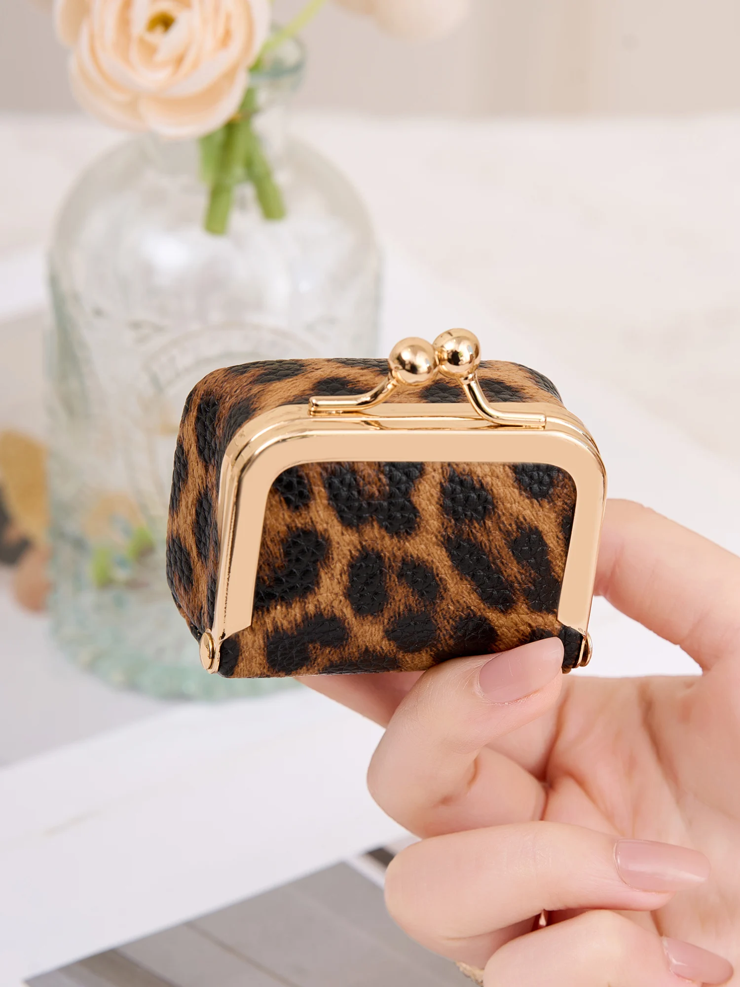 Mini-Schmuckkästchen mit Leopardenmuster für Damen, tragbare Vintage-Geldbörse, Reise-Ringbox, geeignet zum Aufbewahren von Ohrringen, Ringen, Halsketten – Detail 8