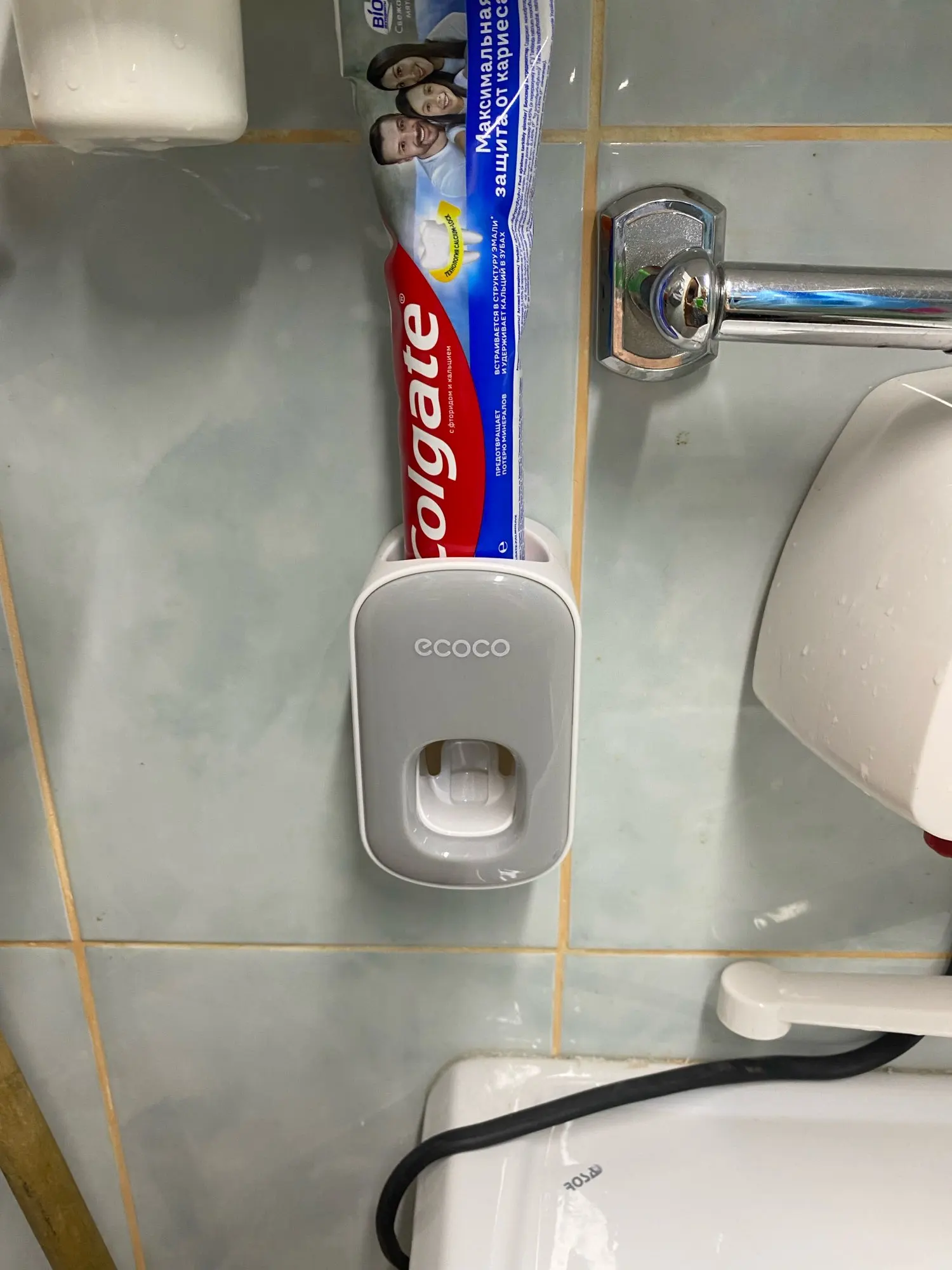 Automatic Toothpaste Single Dispenser photo review