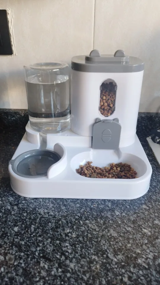 Comedero y agua potable para el hogar dos en uno para mascotas, alimentador de agua automático integrado, alimentador automático, comida de agua para perros y gatos, tazón para mascotas photo review