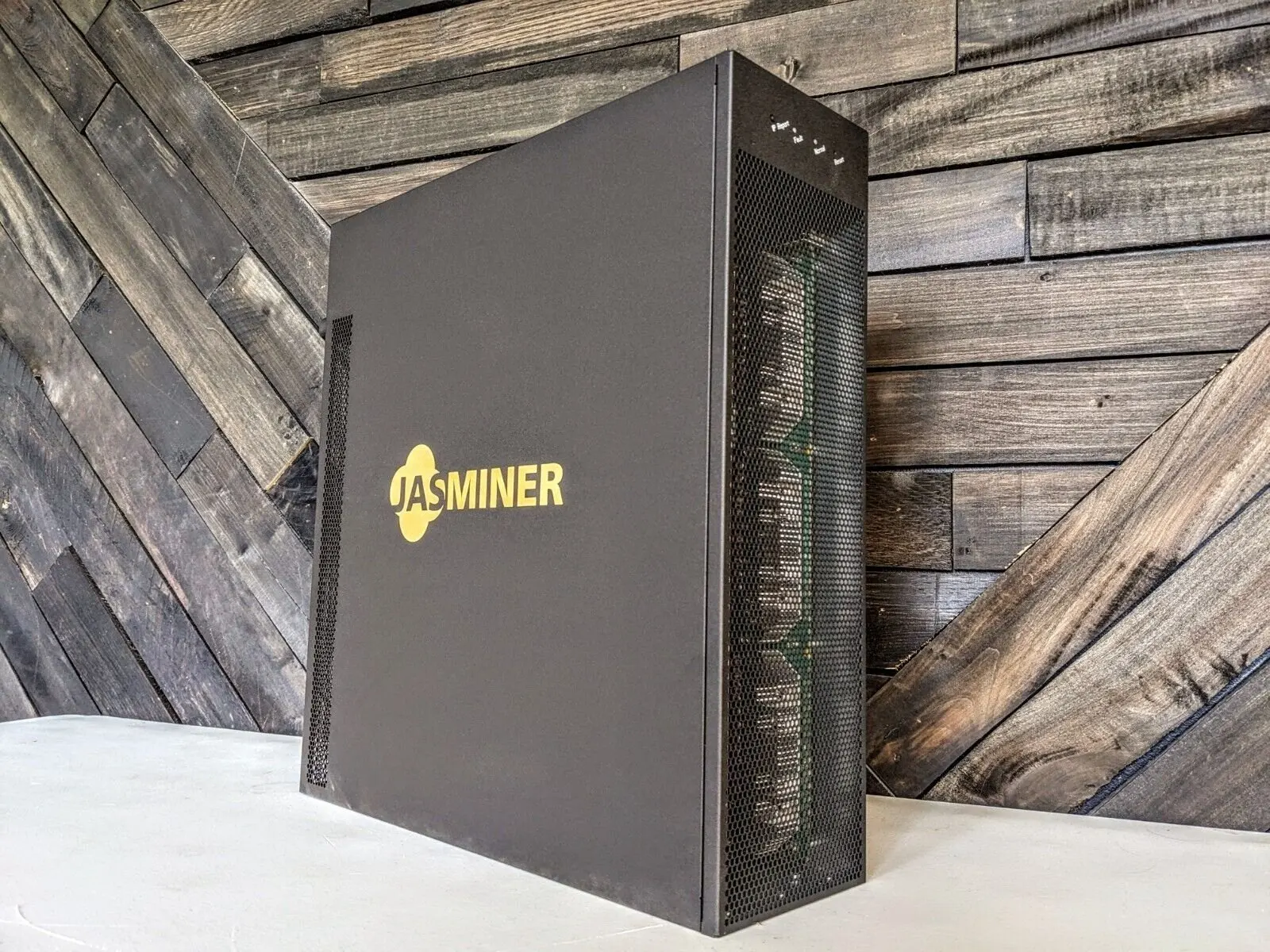 

Крупная скидка, продажа, ForestMiner EPU XC 4.25Gh, EtHash Miner