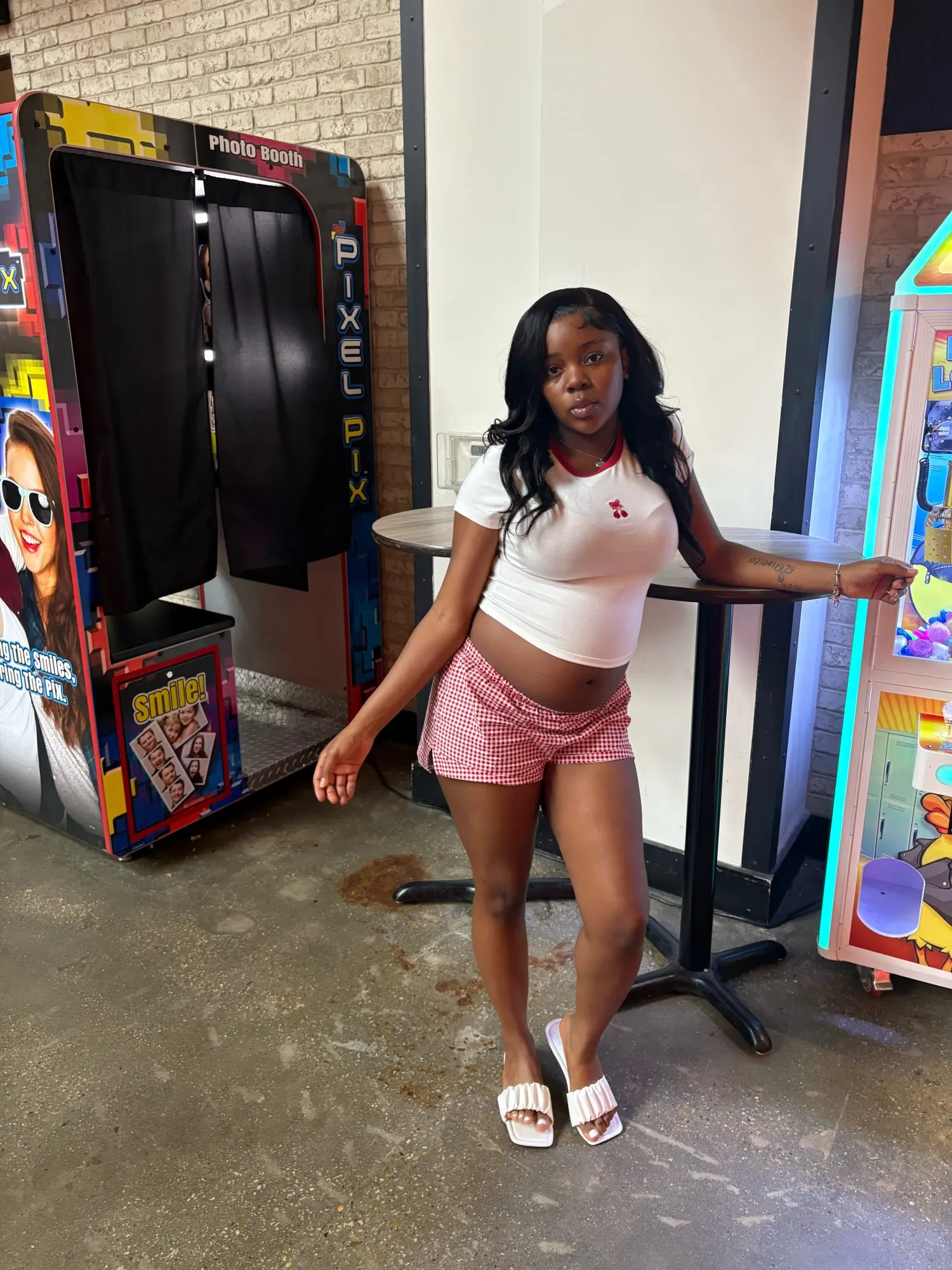 Brazilian Straight HD Lace Wig – 220 Density – One Size photo review