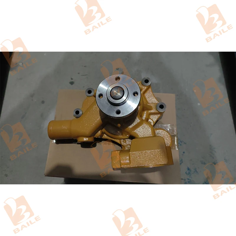 

Water Pump 6204-61-1104 For Komatsu 4D95 Engine