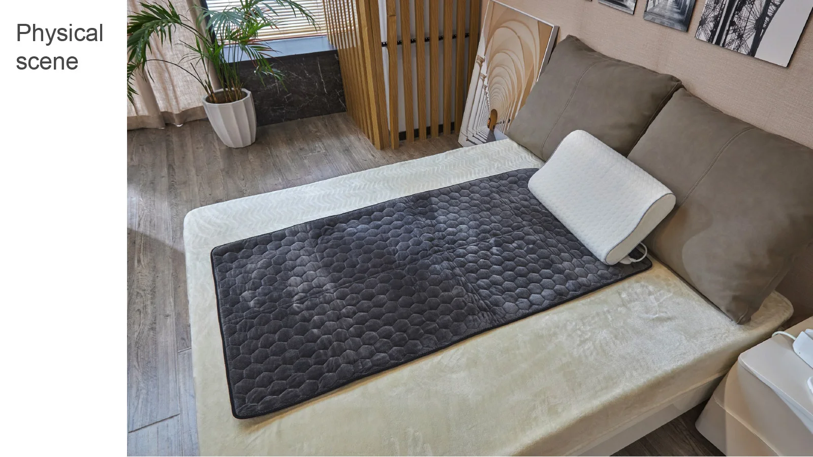 Qiumi Smart Sleeping Monitoring Memory Foam Pillow Smart management by TUYA APP The heating function is the Favorite for people