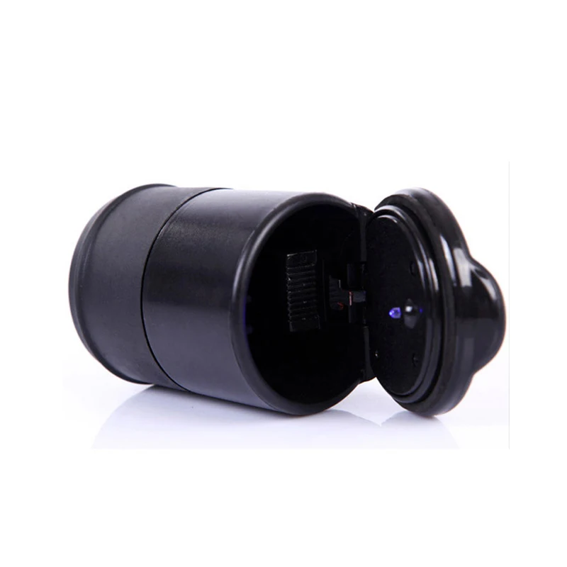 Portable Car Ashtray 1PCS with LED Light Cigarette Cigar Ash Tray Automatic Light Indicator Ashtray Smoking Accessoires portable ashtray