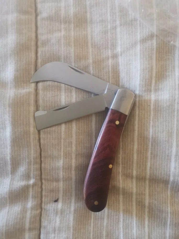 Folding Grafting Knife Grafting Tools Grafting Pruning Knife Professional Garden fruit tree Grafting Cutter Wooden Handle Knife photo review