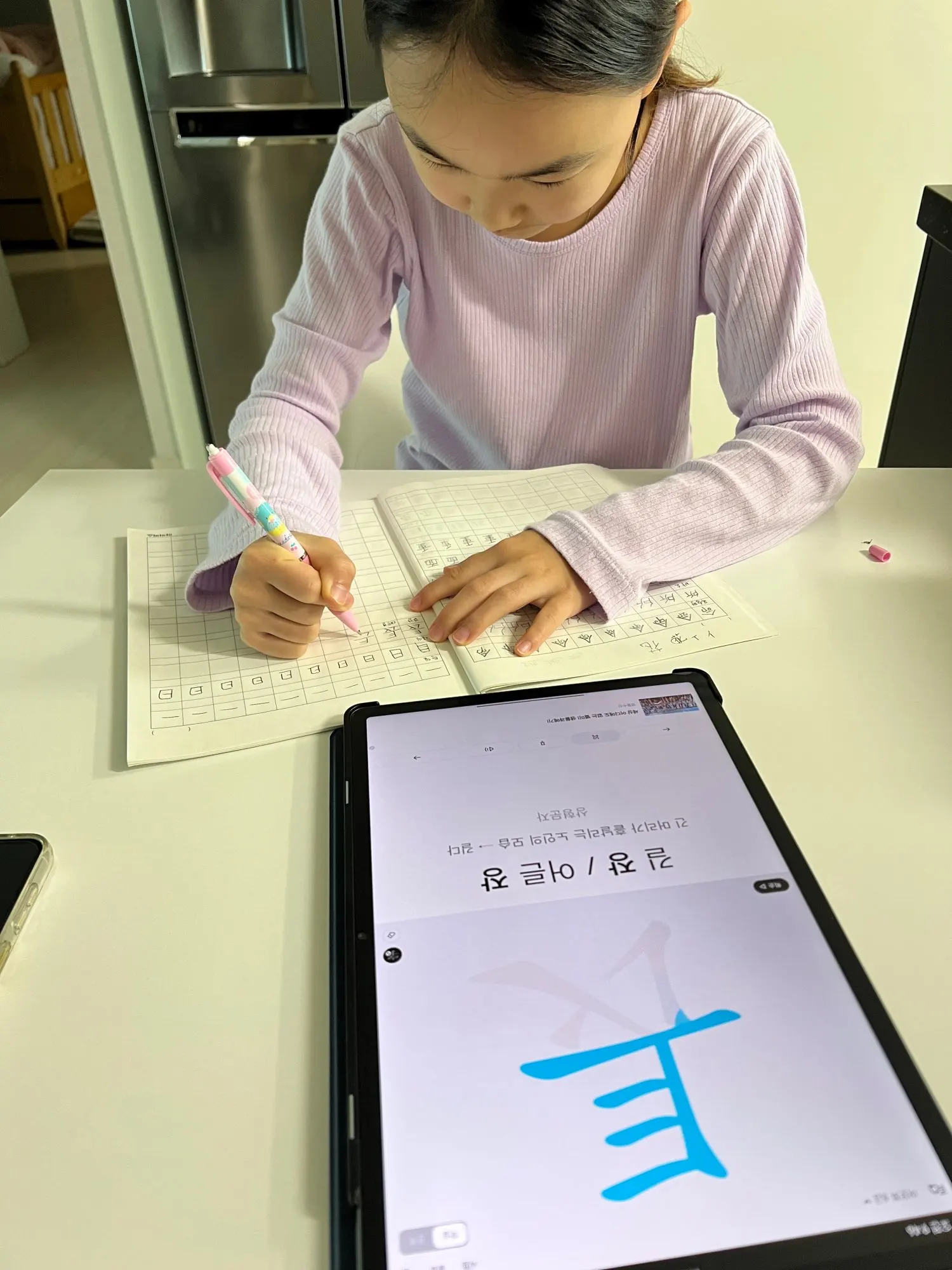 Lenovo Xiaoxin Pad Pro 12.7" (2025), 2.9K, 144Hz, 10200mAh photo review