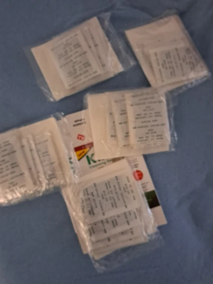 Kinoki Kräuter Detox Pads – Natürlich gesunde Füße für besseren Schlaf! photo review