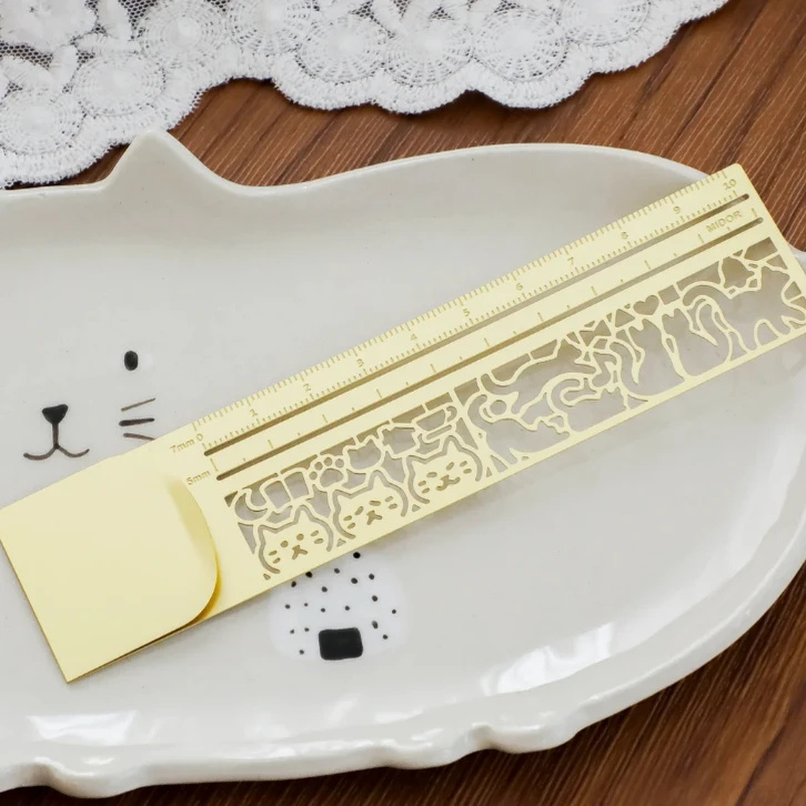 1pc Kawaii 고양이 눈금자 중공 금속 책갈피 눈금자 그림 그리기 일기 손 계산 도구를위한 다기능 눈금자 귀여운 선물