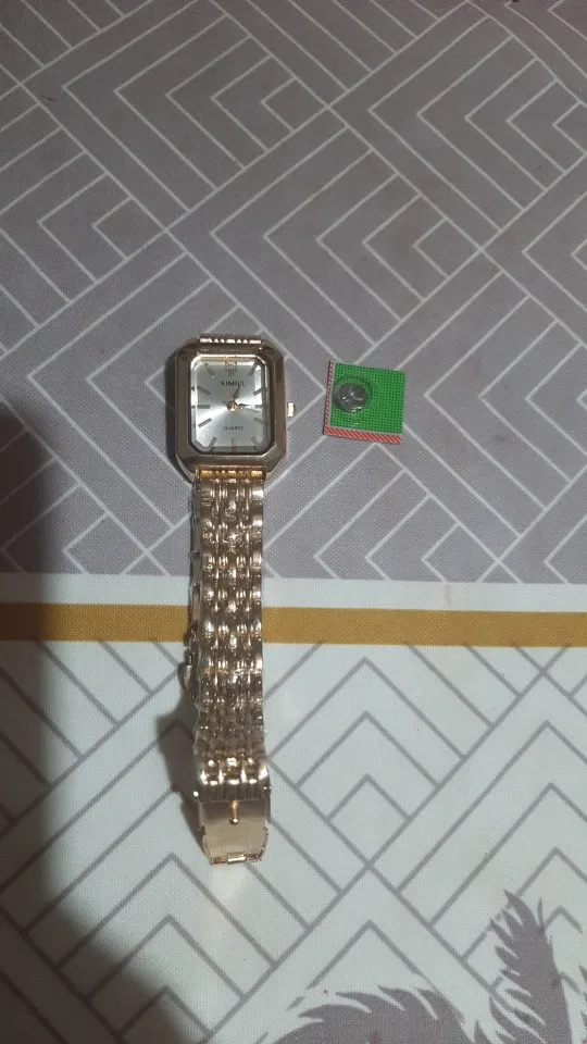 Women's 32mm Square Quartz Watch photo review