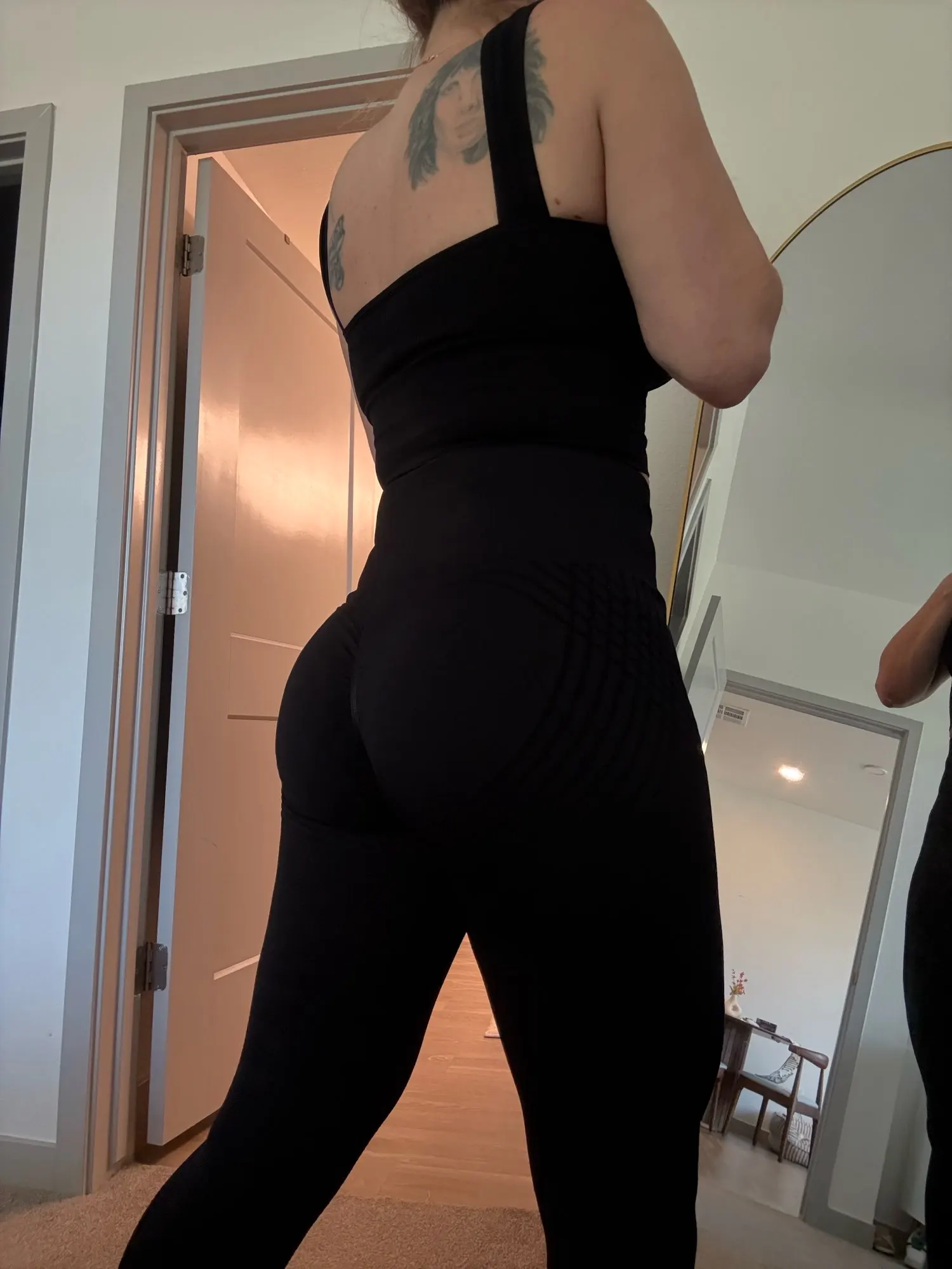 High-Waist Butt-Lifting Yoga Leggings photo review