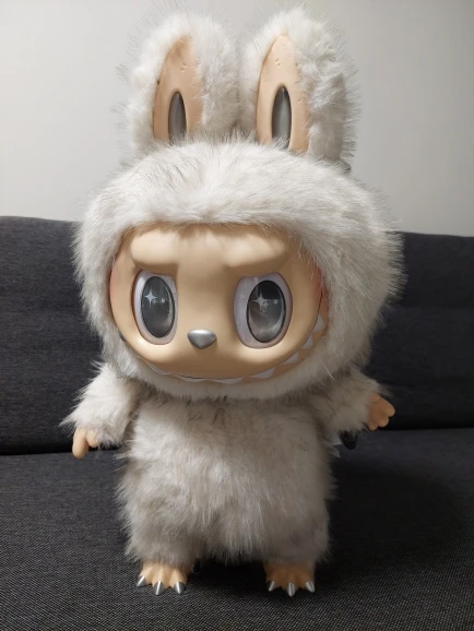 POP MART THE MONSTERS - ANGEL IN CLOUDS Vinyl Face Doll Limited