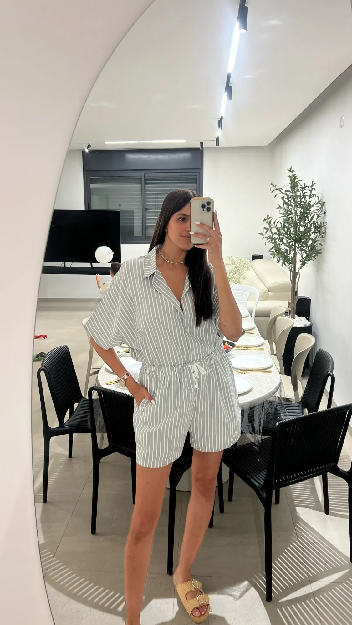 Chic Striped Women's Two-Piece Shorts Set for Effortless Style photo review