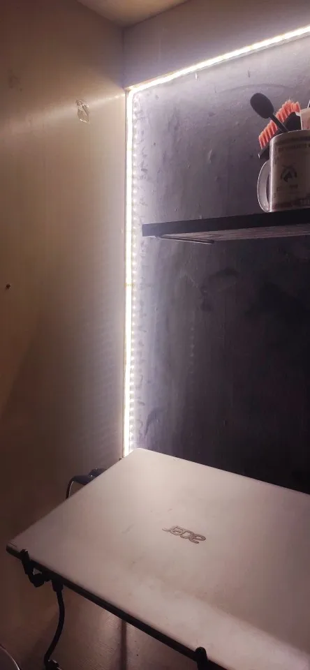 Fita Tira De Led 5050 5m Leds A Prova D'agua Branco Quente com silicone (Sem Fonte) photo review