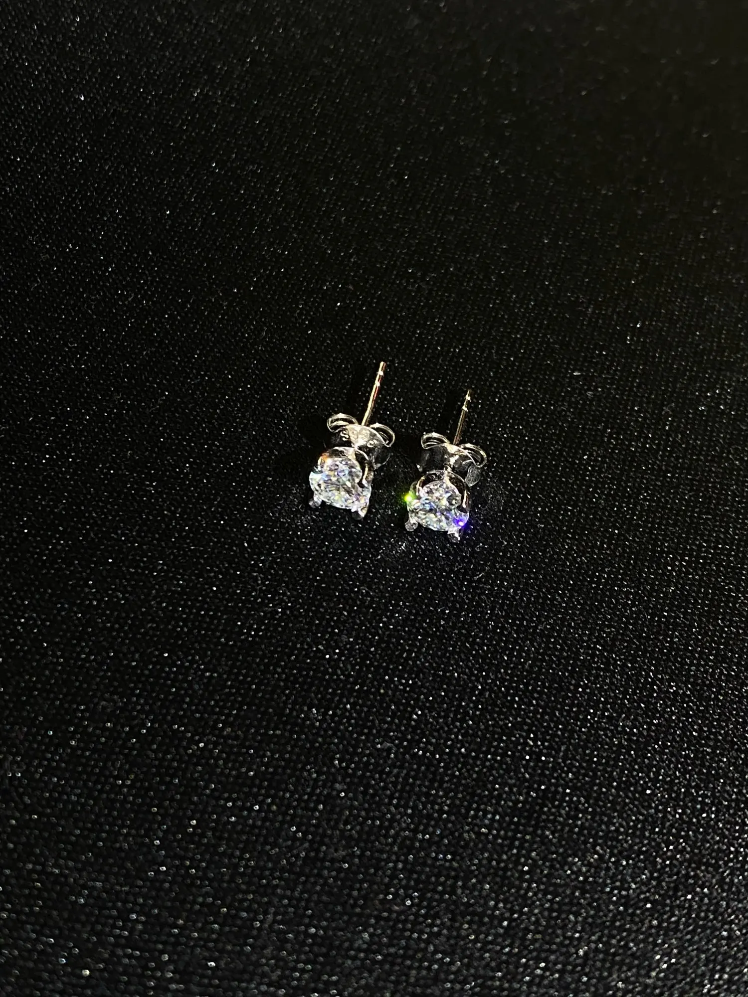 Moissanite Ear Stud Earrings photo review