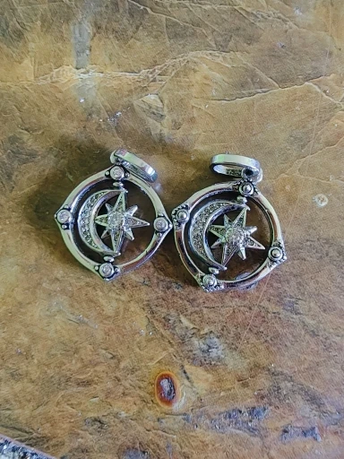 925 Silver Star and Moon Pendant for Calm Everyday Wear photo review