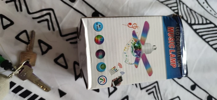 Colorful Led E27 Bulb, Bluetooth Audio Led Bulb Projection, Starry Light Music, Multicolor Bulb ,Wireless Control photo review