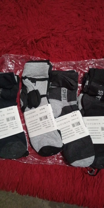 12 pares,Brasil,meias masculino,meia masculina,meia antiderrapante,meia de compressão ,meia anti derrapante,meia corrida (cópia) photo review