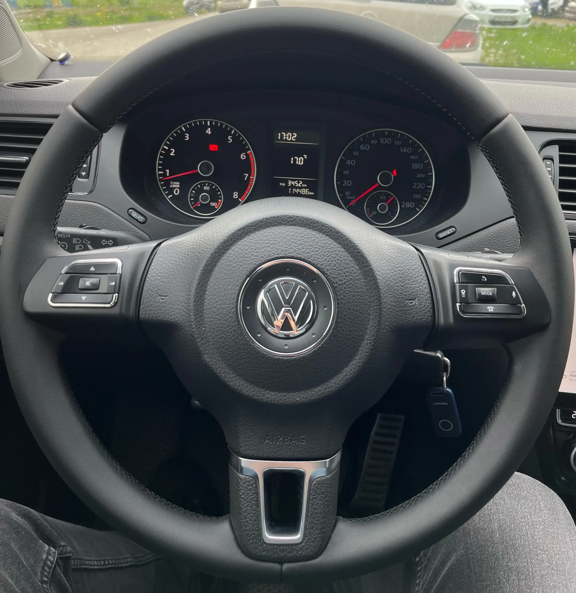 Руль jetta 6. Руль jetta 6. Руль фольксваген джетта 6 рестайлинг. Руль фольксваген джетта 4. Руль jetta 6.