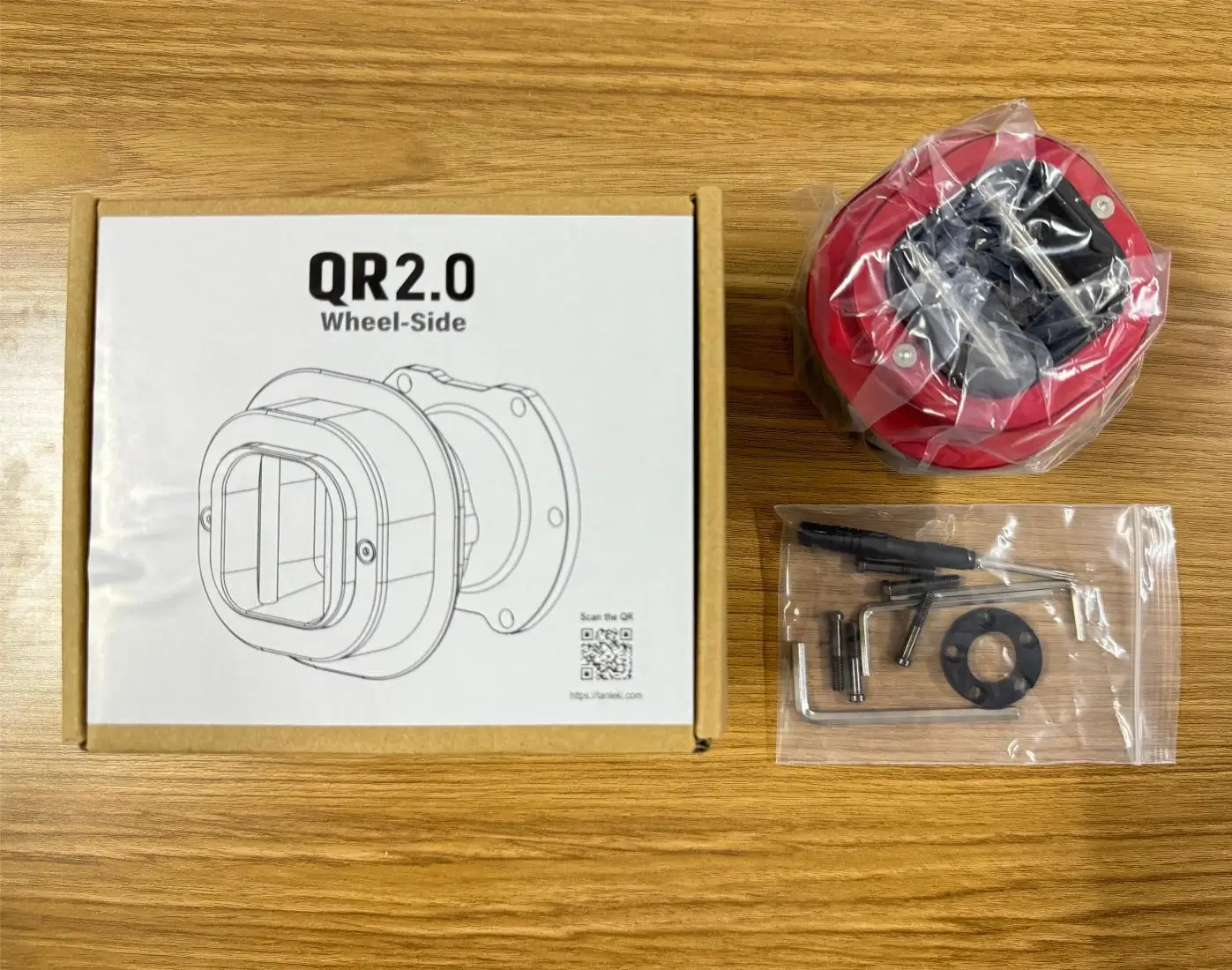 Newest QR2 Lejtő wheel-sides Képes számára fanatec Kormánymű Kerék kiegészítők qr2 -ért Kerék Áramszedő Vörös biliárdgolyó Kék szín Stb. Megszerezhető