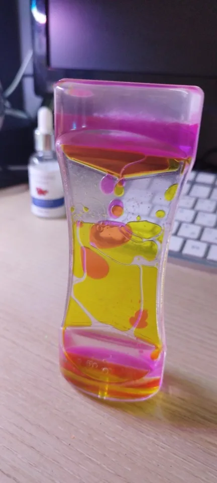 Liquid Motion Bubbler Hourglass Timer photo review