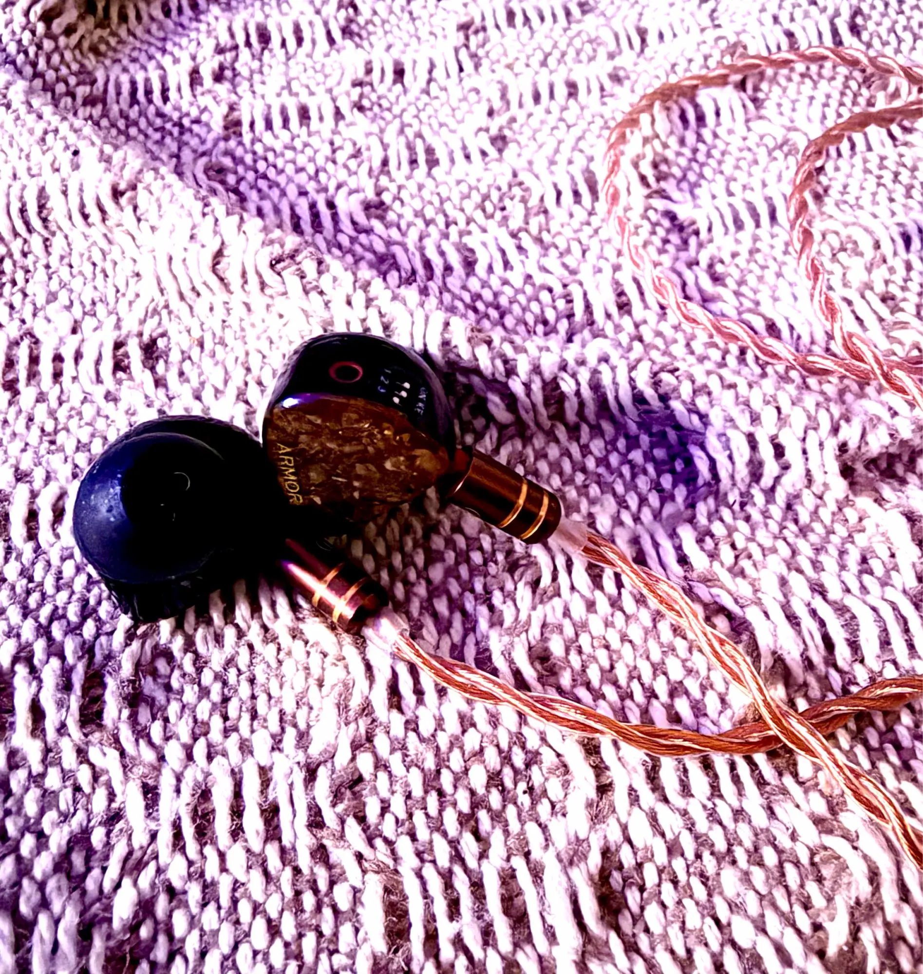 Tansio Mirai TSMR ARMOR 2 DD + 2 BA +1 Electrostatic Hybrid 2Pin