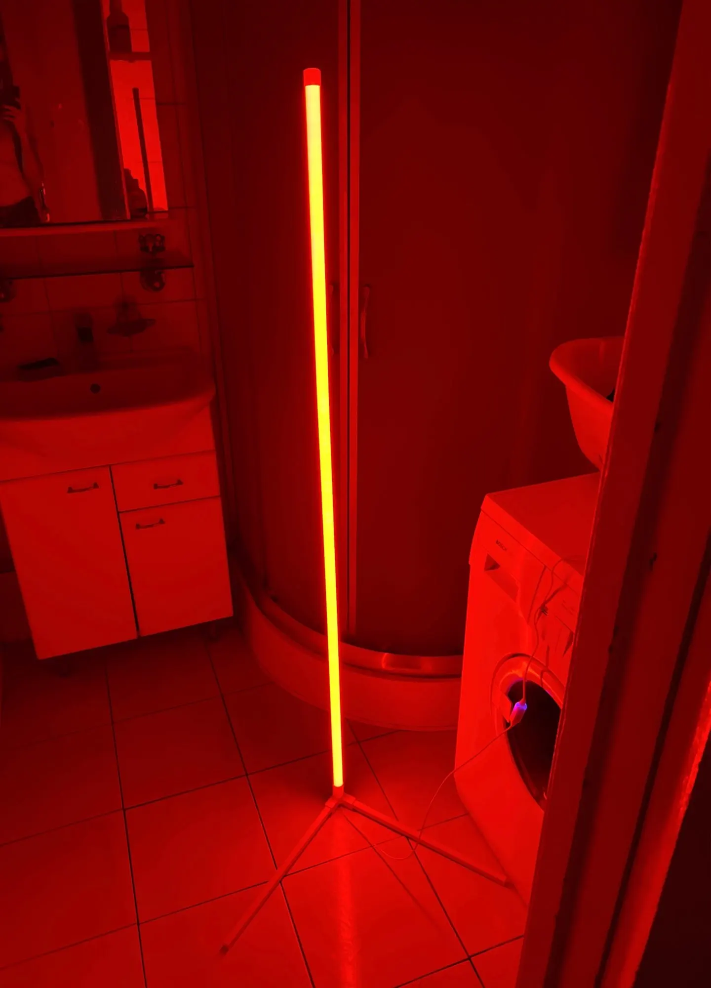 lampe de chevet Lampadaire d'angle sur pied Tuya Smart RGB LED, éclairage d'ambiance pour chambre à coucher, décoration salon nordique pour la maison lampadaire de salon luxe, lampadaire led sur pied, 150cm photo review