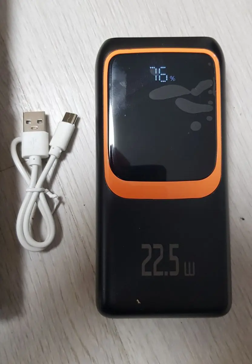 QOOVI Power Bank 20000mAh External Large Battery Capacity PD 22.5W Fast Charging Portable Charger Powerbank photo review