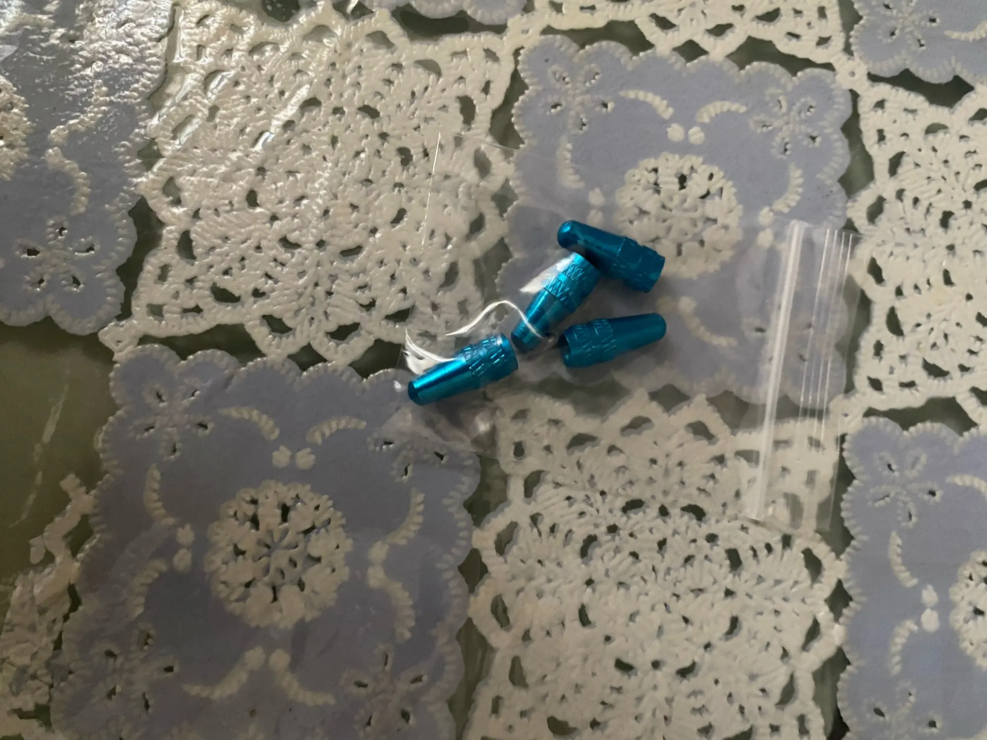 Aluminum Presta Valve Caps (4-Pack) Prevent Dust Leaks for MTB Road photo review