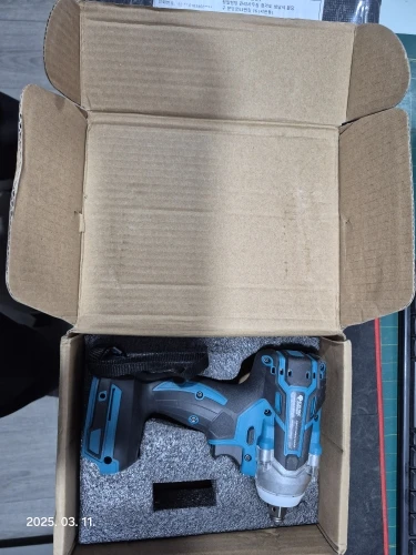 TW285 520N.m Cordless Electric Impact Wrench - Brushless Power Tool for Makita 18V Battery photo review