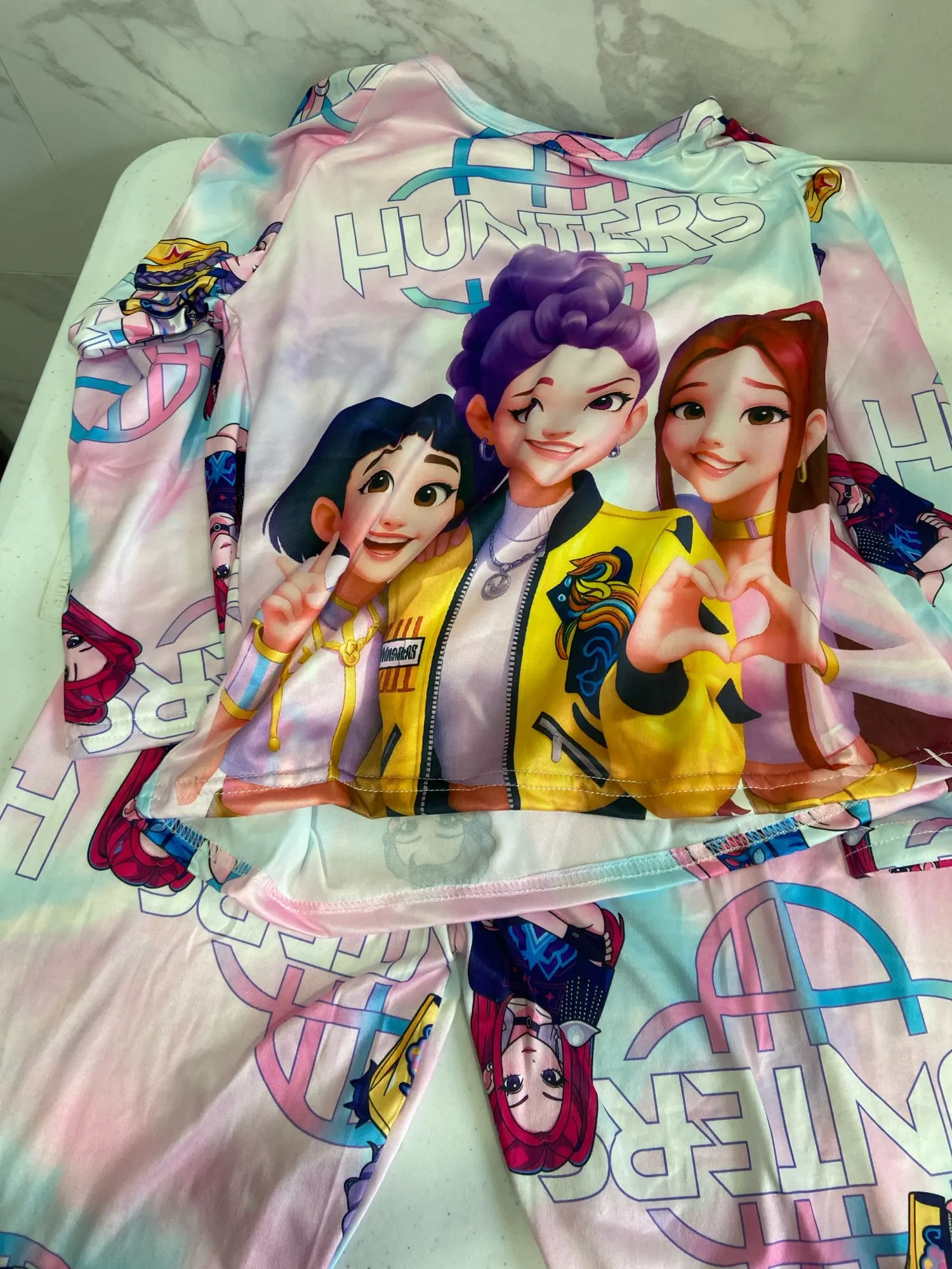 2 unid/set conjunto de pijamas para niño niña niños de 3 a 4 5 6 7 8 9 10 11 12 años de manga larga Kpop Demon Hunters Pijama ropa para niños photo review