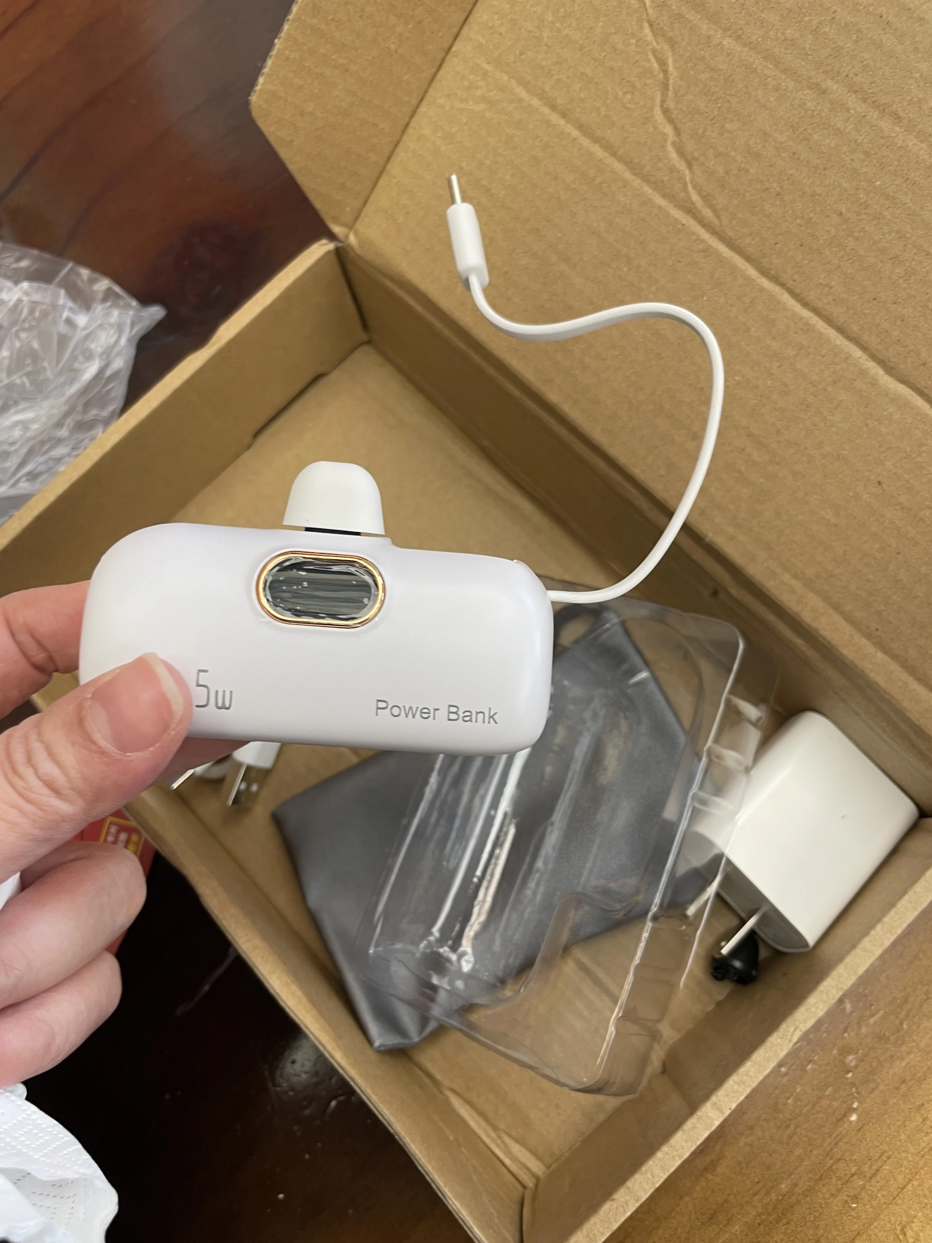 3000mAh Mini Capsule Power Bank with Lightning & Type C Plugs