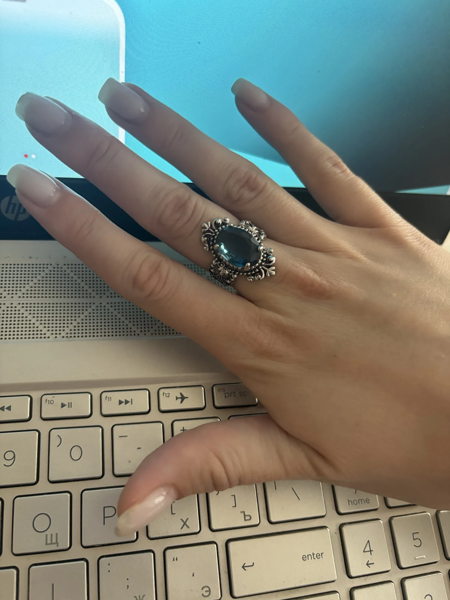 Vintage Women Rings with Oval Blue Stone photo review