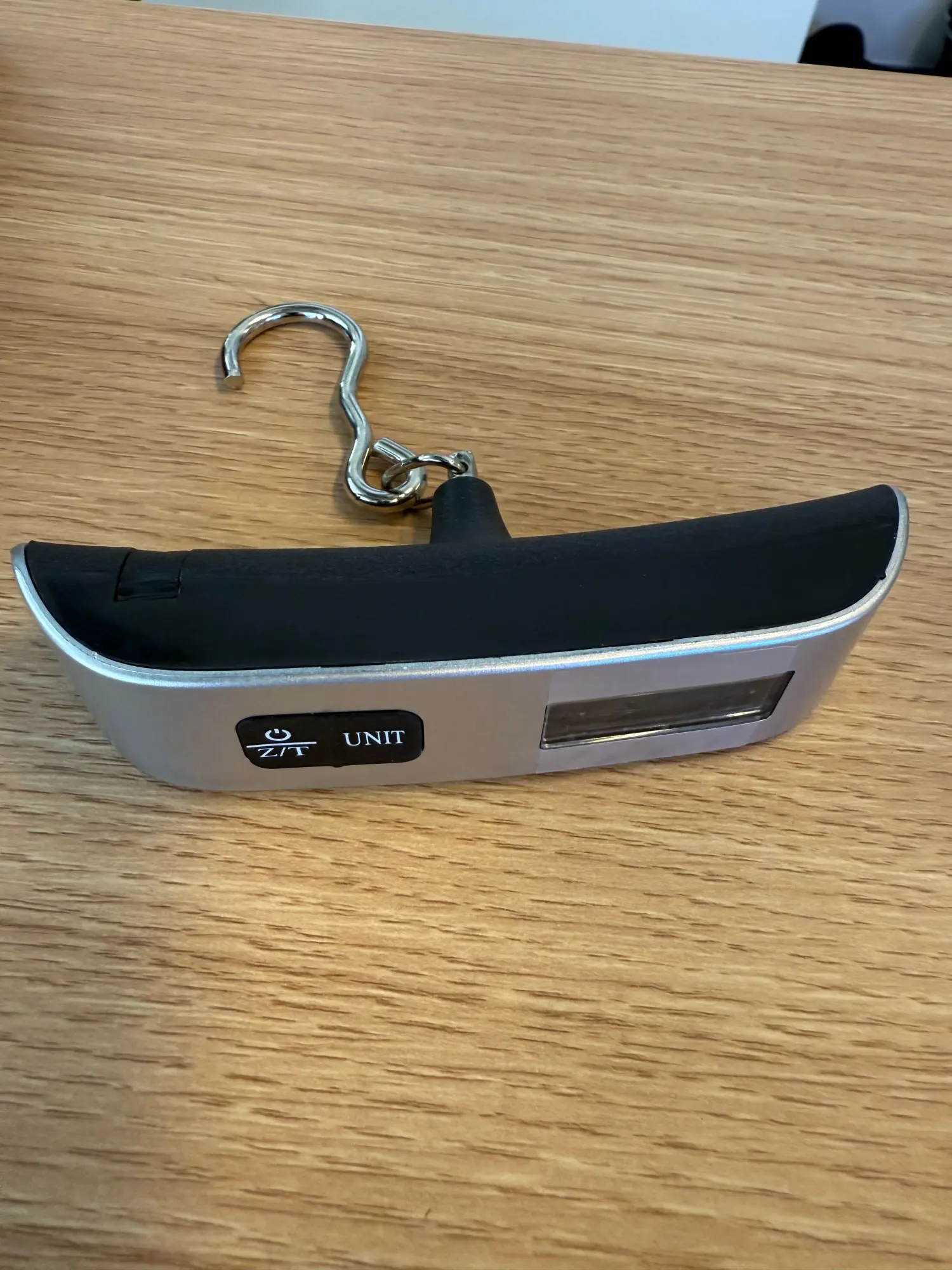 Balance électronique portable pour valise – Pèse-bagage numérique 50 kg / 110 lb avec écran LCD rétroéclairé photo review