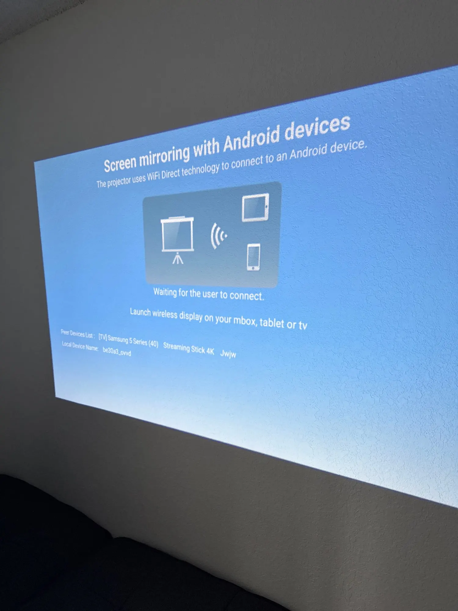 CineMax Ultra 4K Projektor – 1920 x 1080P Full HD + 3D Erlebnis photo review