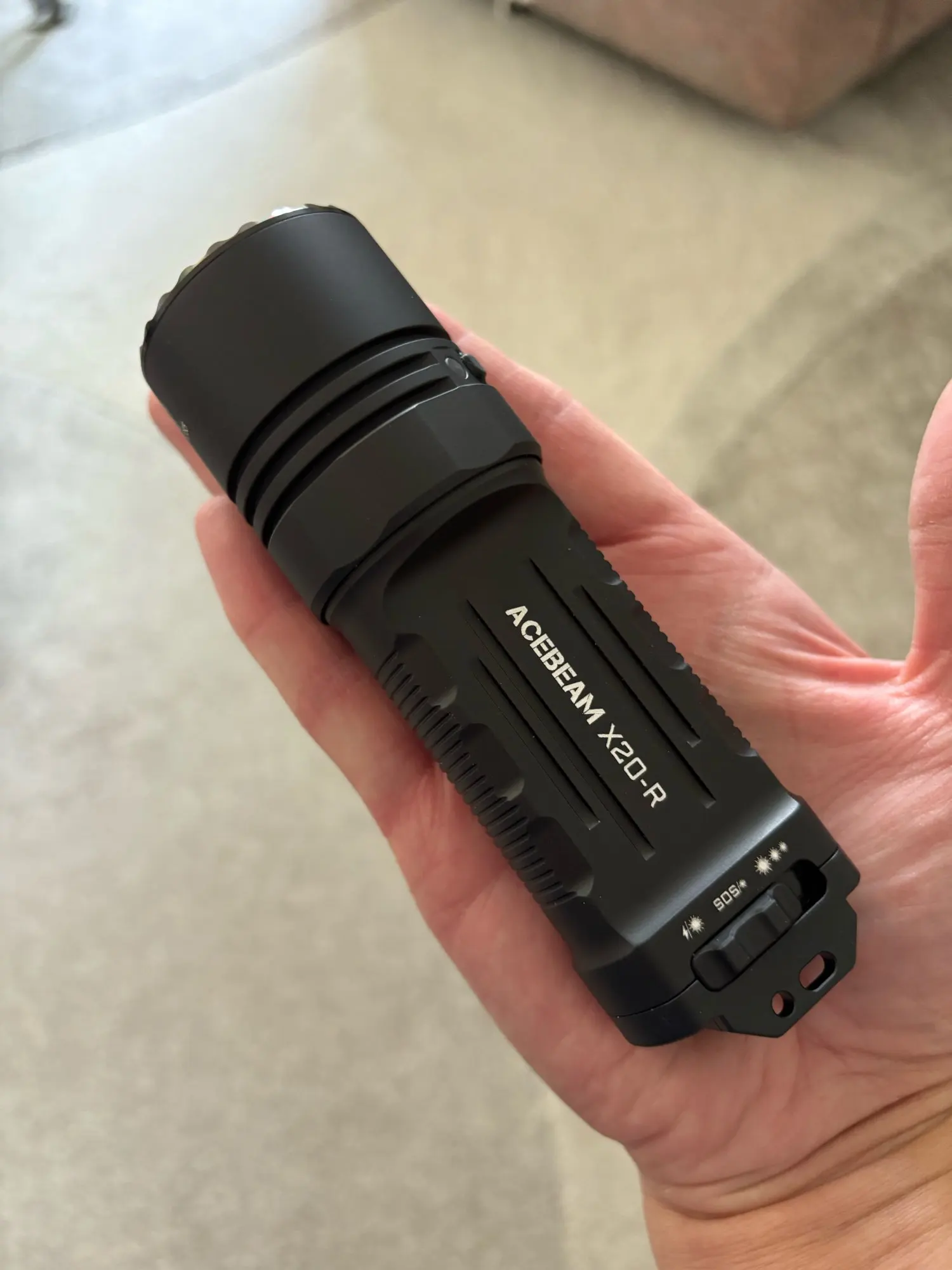 ACEBEAM タクティカル懐中電灯 X20-R USB C 充電出力 SFT-25R LED 8000