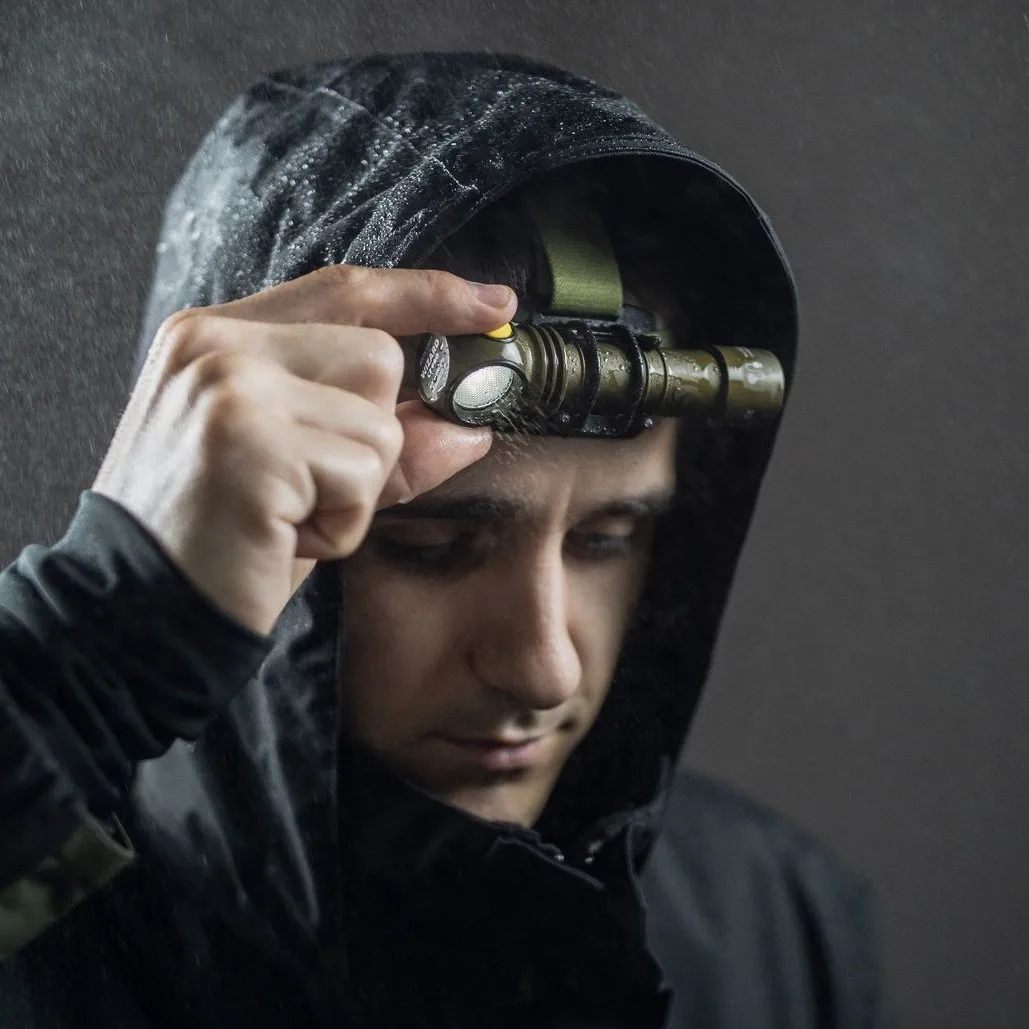 Armytek Wizard C2 WRヘッドランプ 懐中電灯 フラッシュライト Wizard C2 WR Magnet USB Warm - Red & White Light | Armytek.com