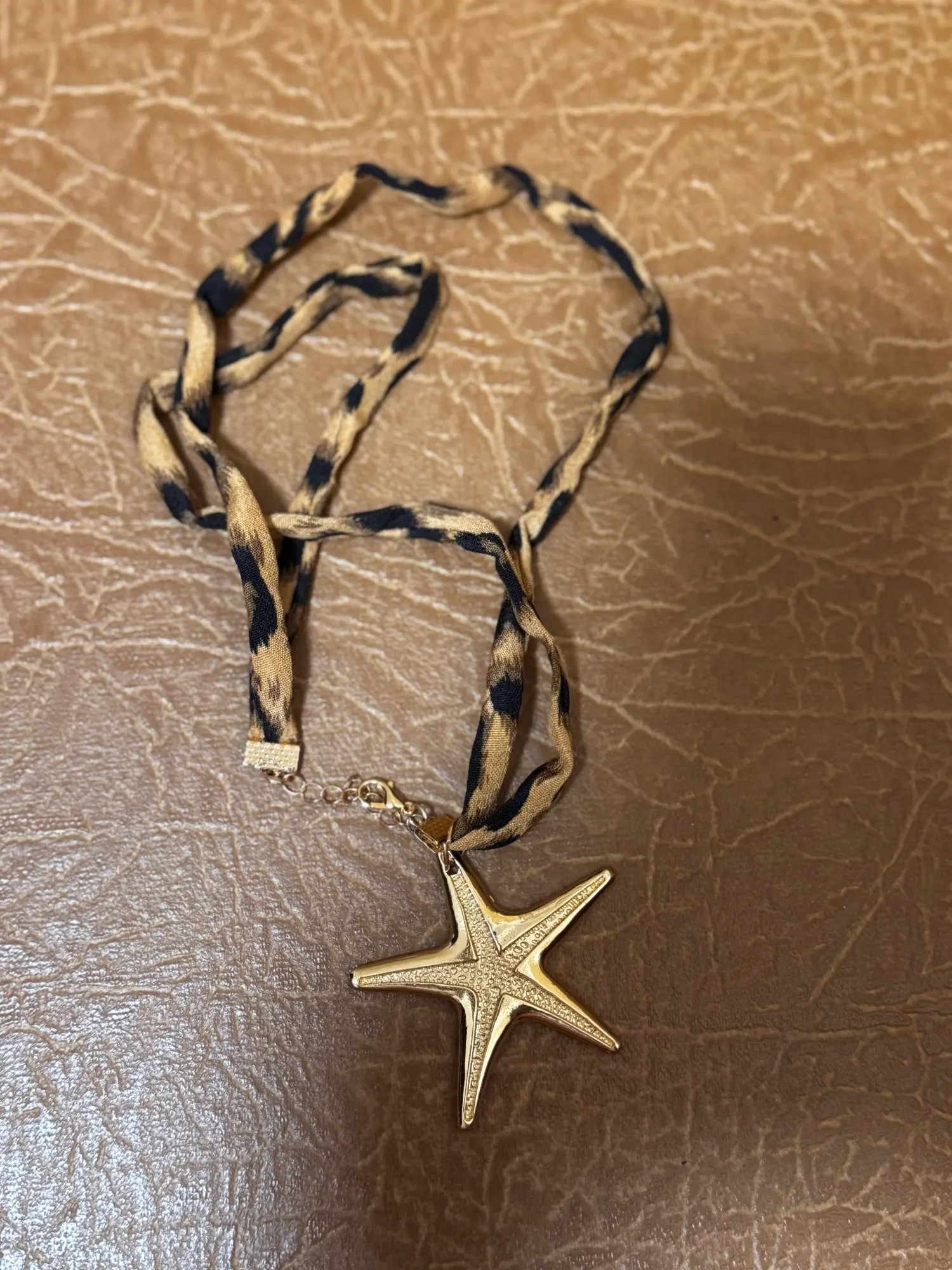 Velvet Starfish Pendant Necklace | Boho Leopard Print photo review