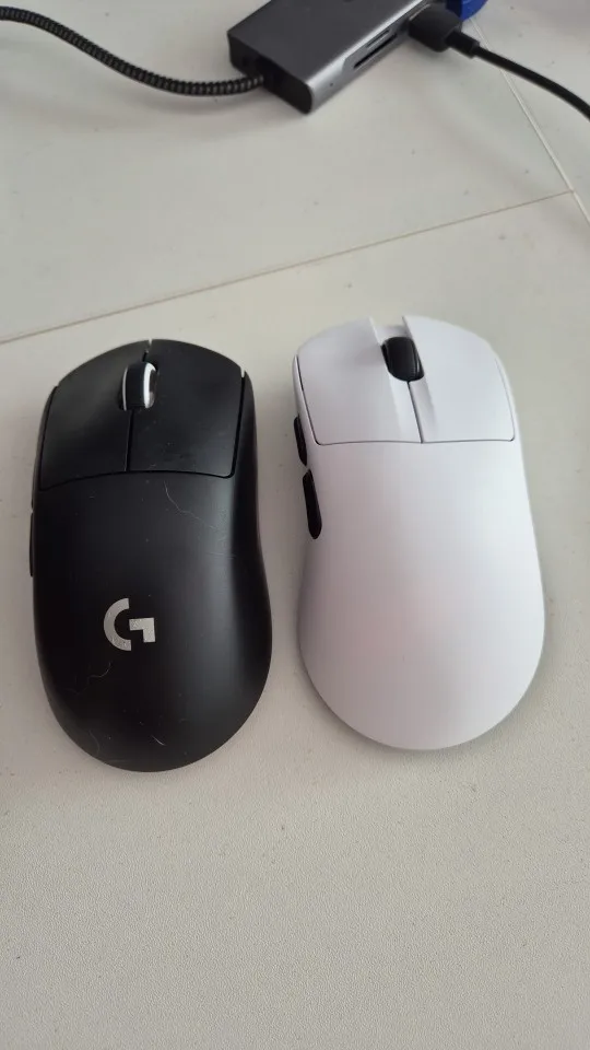 AJAZZ AJ179 PRO PAW3395 ratón inalámbrico ligero con cable, Base de carga magnética, ergonómico, Macro, para juegos, PC y portátil photo review