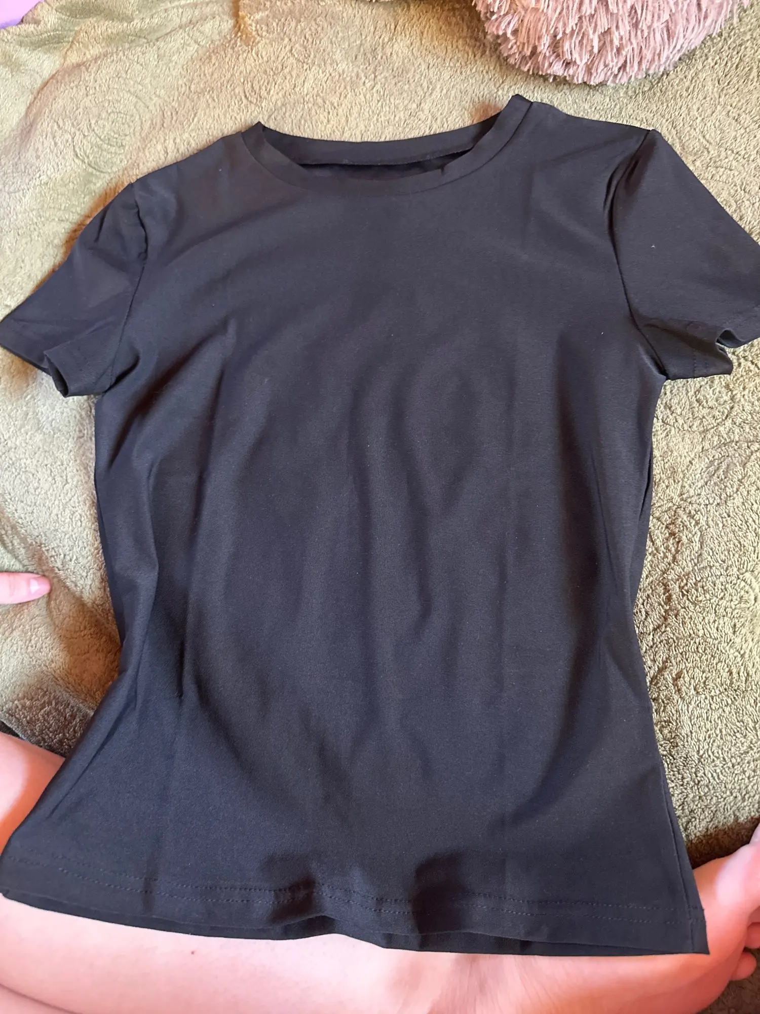 Luxe Polyester O-Neck Tee - Slim Fit Summer Essential photo review