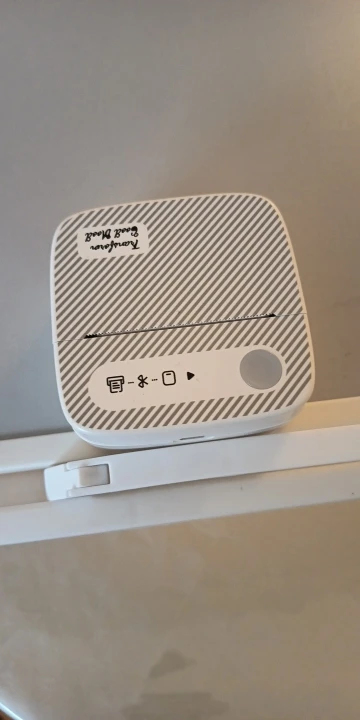 DOLEWA B3 Mini impresoras portátiles inalámbricas Bluetooth fabricante de pegatinas sin tinta impresora etiqueta precio máquina para oficina escuela cocina photo review